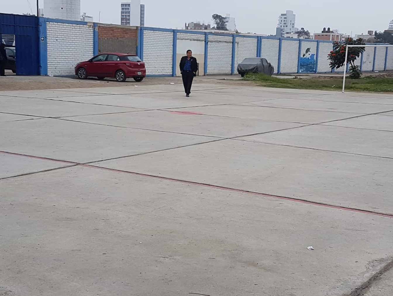 EVIDENCIAS DE LA EJECUCIÓN DE LA OBRA DE CONSTRUCCIÓN DE LOZAS DEPORTIVAS DEL COLEGIO RAFAEL NARVAÉZ CADENILLAS