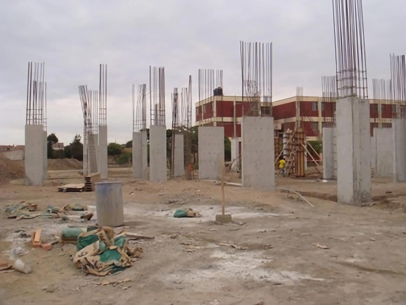 EVIDENCIAS DE LA EJECUCIÓN DEL PROYECTO DEL PABELLÓN DE INGENIERÍA DE MINAS