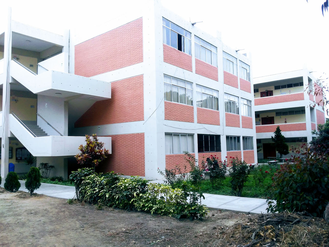 PABELLÓN DE CIENCIAS SOCIALES